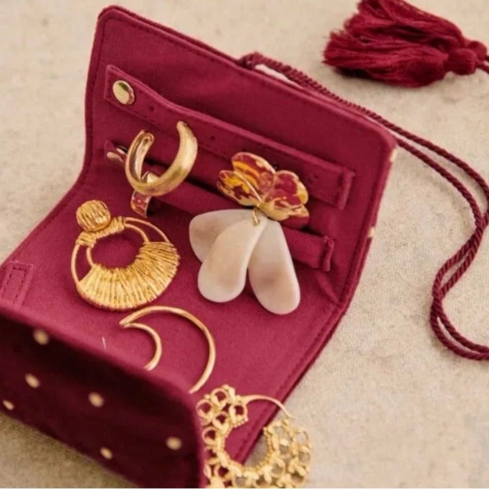 NWOT Sézane mini jewelry wrap